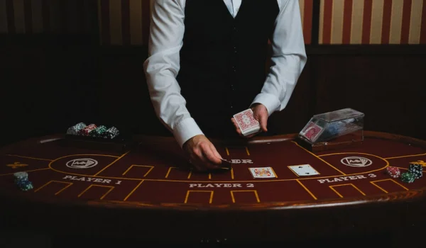 The Training and Skills Required to Become a Live Poker Dealer